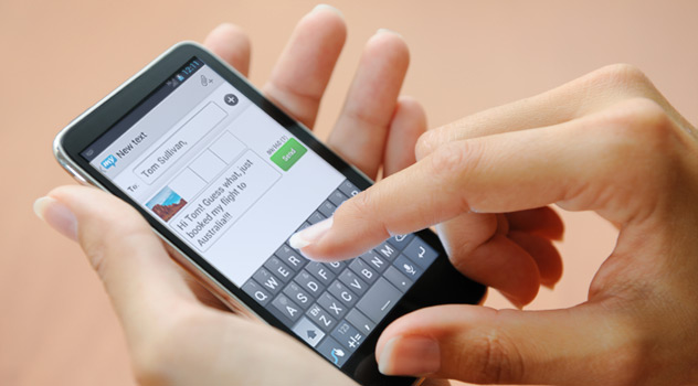 How to track SMS messages on another phone