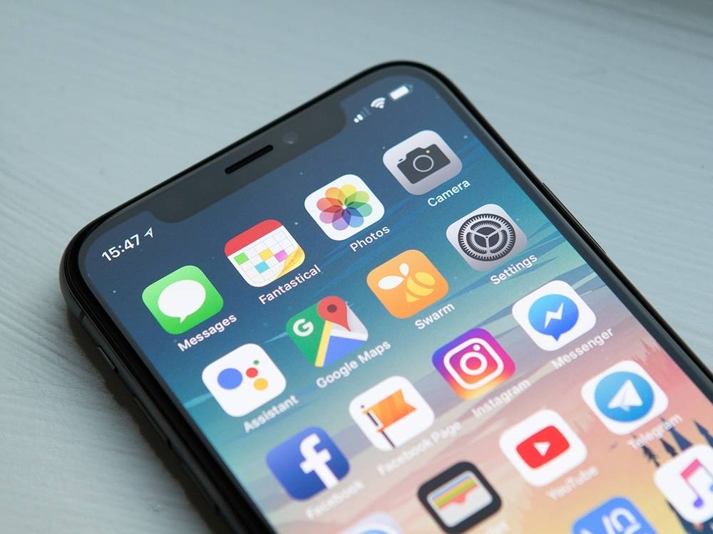 Best way to Spy on their iPhone with and without Jailbreak