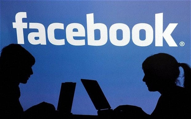Get the 3 Essential Ways on Facebook Location Tracking