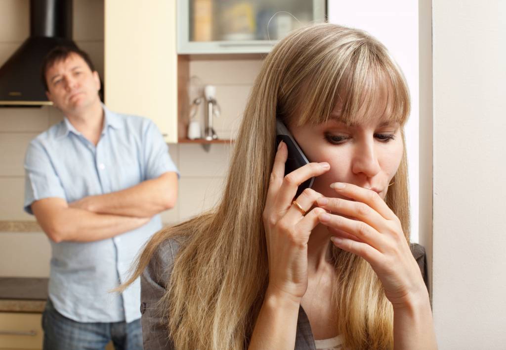 How To Track My Girlfriend's Phone Location