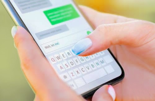 How to Check Messages from Another Phone