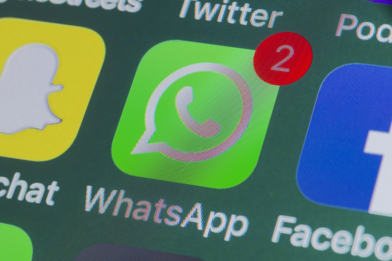 Reinstalling WhatsApp to fix call unavailable issue