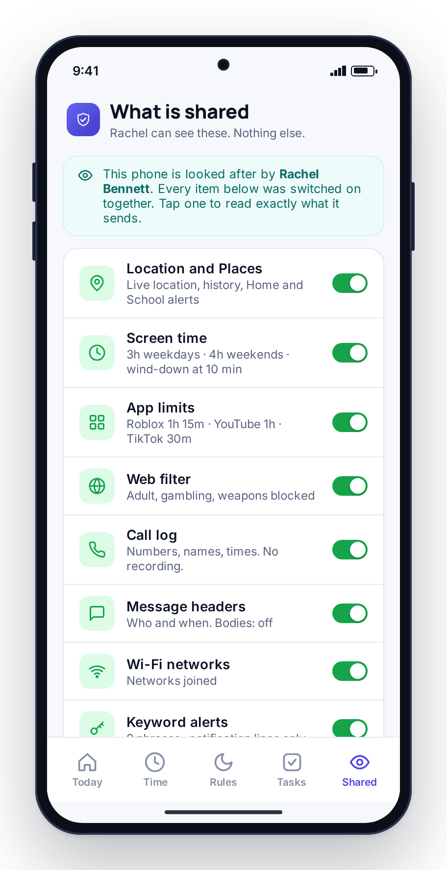 The FreePhoneSpy child app Transparency screen listing what is shared and what is never collected