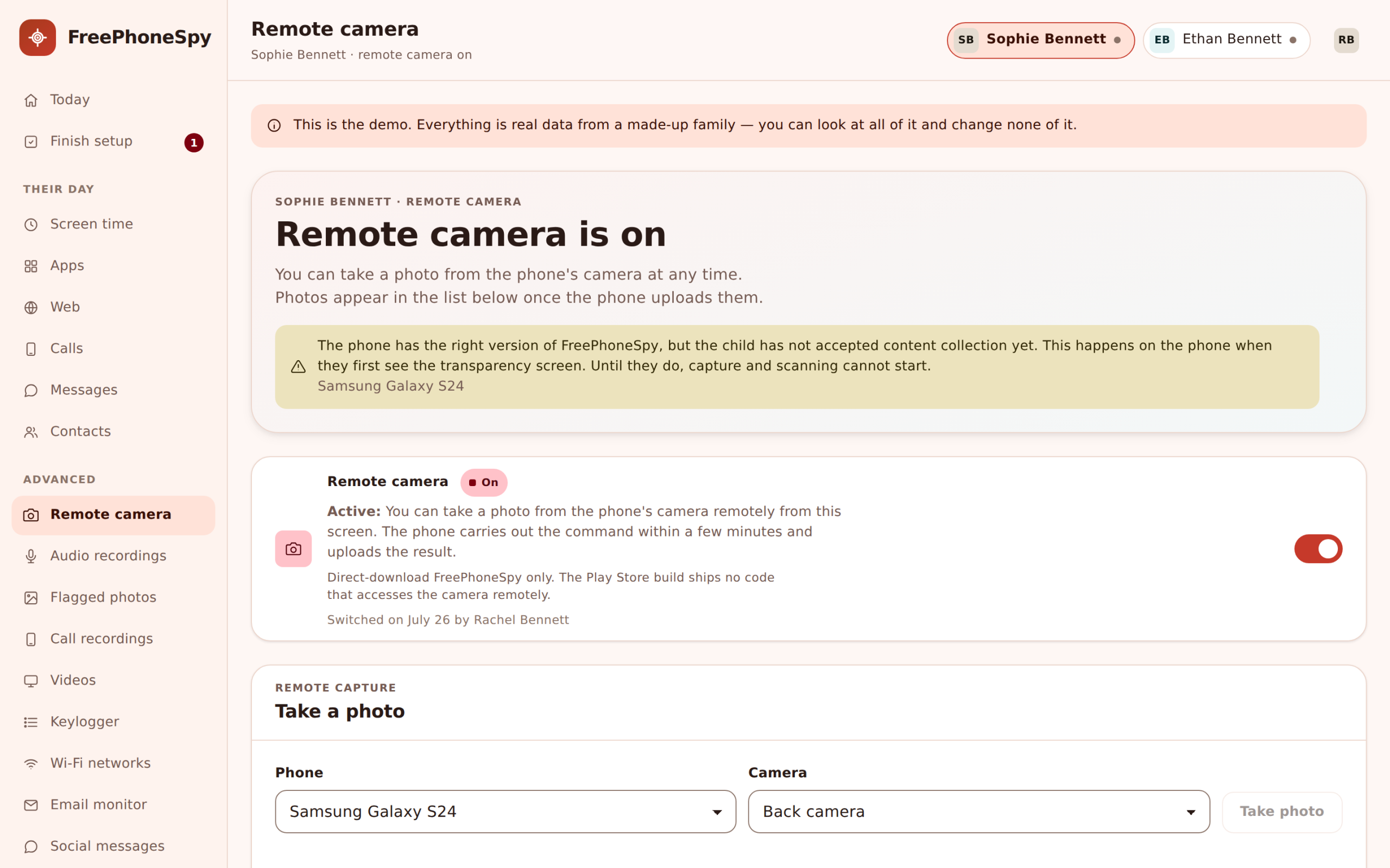 FreePhoneSpy web panel showing the remote camera request screen with front and back camera options and a returned photo